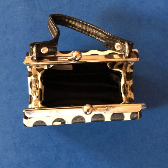 Teeny Tiny Purse - Made By Tic.Tok - Picture 2 of 3